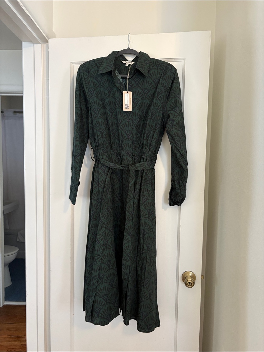 Tucker Dark Green Long-Sleeve Collared Midi Dress
